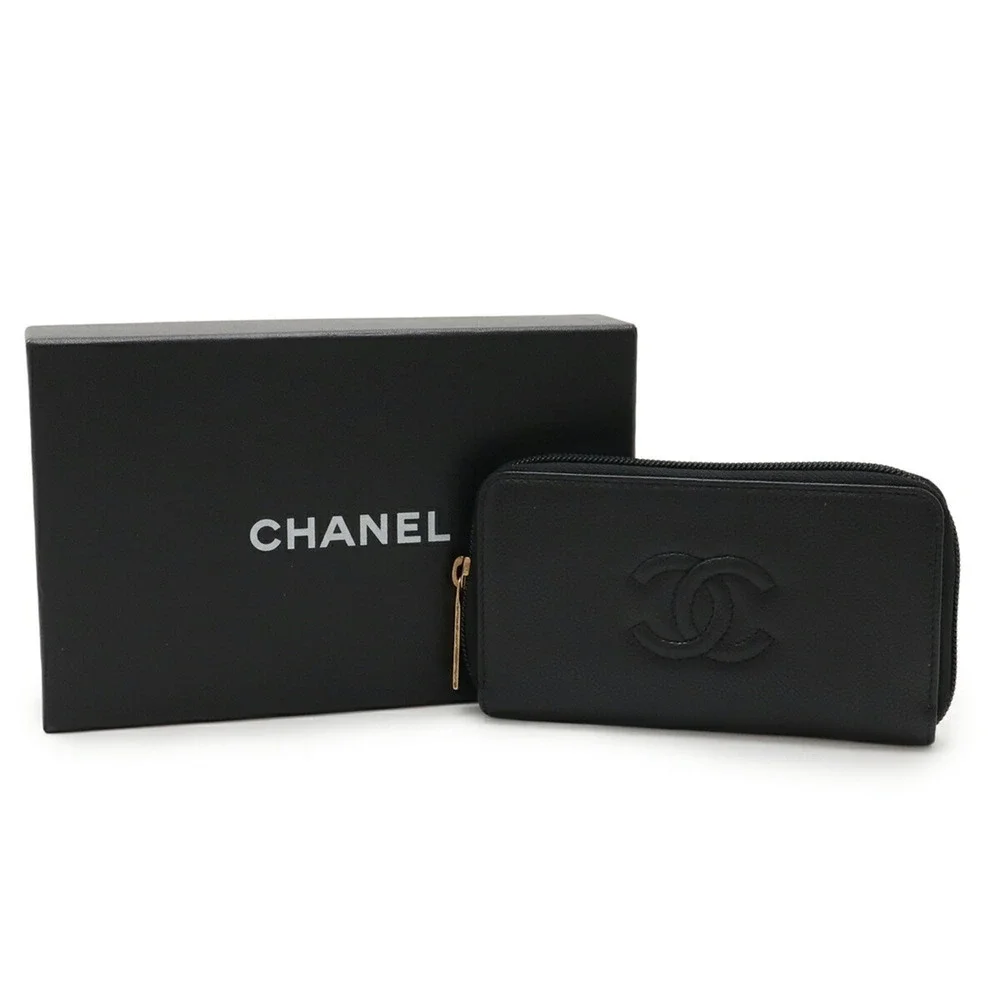 CHANEL Black Caviar Leather Logo Wallet
